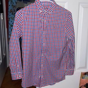 Boys Vineyard Vines Performance button down. Size 12/14